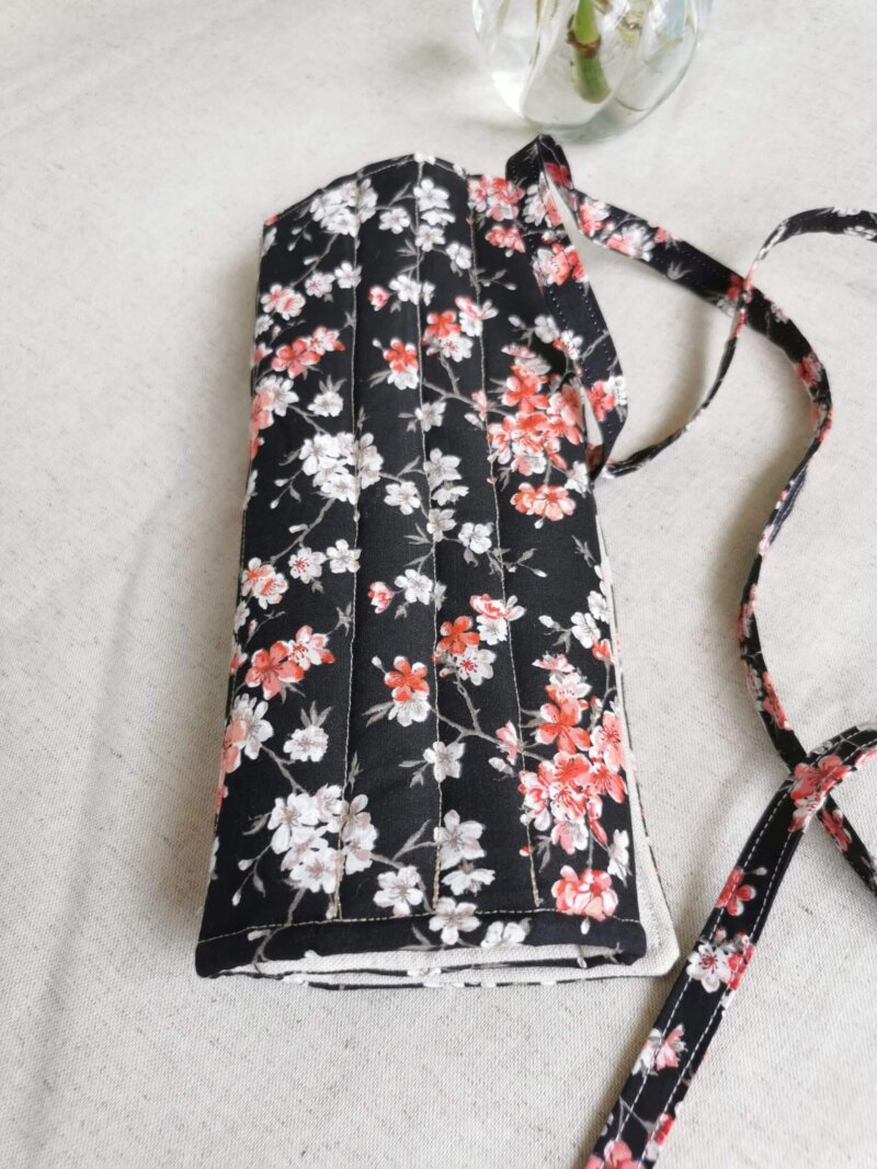 Rouleau pinceaux maquillage, rouleaux pinceaux lavable, idée cadeau, cadeau fait mains, cadeaux artisanaux, saruimagine