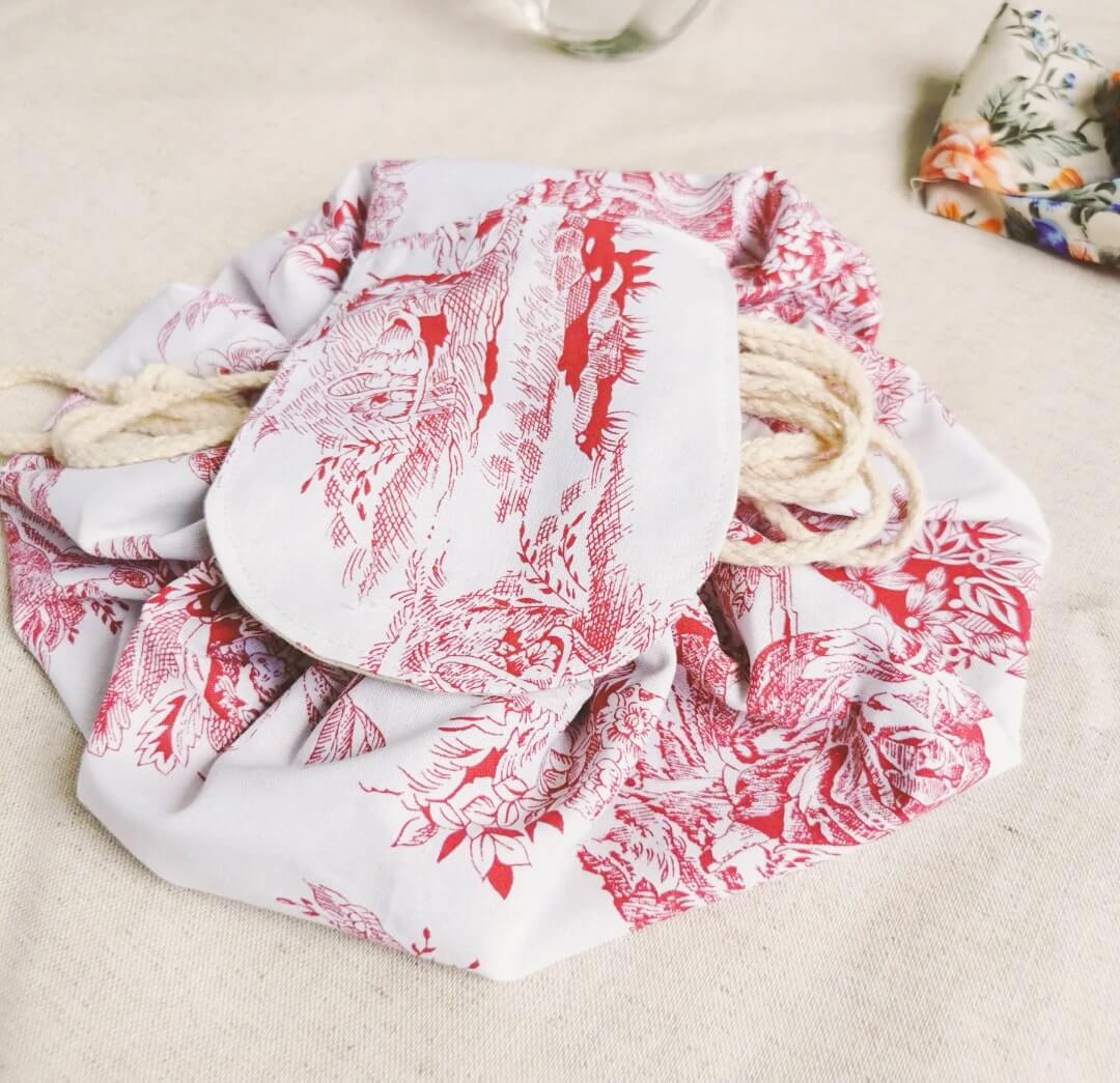 Pochette maquillage ronde, pochette maquillage, pochette rangement, rangement, accessoire , accessoire maquillage, rangement toilette, trousse de toilette, saruimagine, cadeaux faits mains, idée cadeau