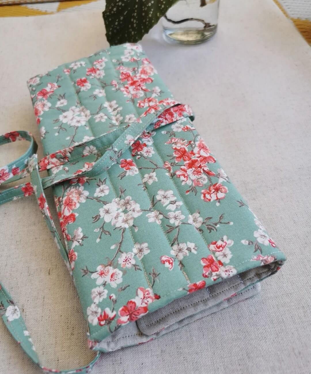 accessoire maquillage,Rouleau pinceaux maquillage, rouleaux pinceaux lavable, idée cadeau, cadeau fait mains, cadeaux artisanaux, saruimagine