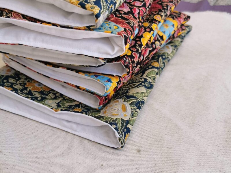 Pochette à livre, booksleve, pochette, cadeaux faits mains, cadeaux artisanaux, idée cadeau, SaruImagine, fait main
