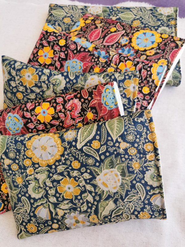 Pochette à livre, booksleve, pochette, cadeaux faits mains, cadeaux artisanaux, idée cadeau, SaruImagine, fait main