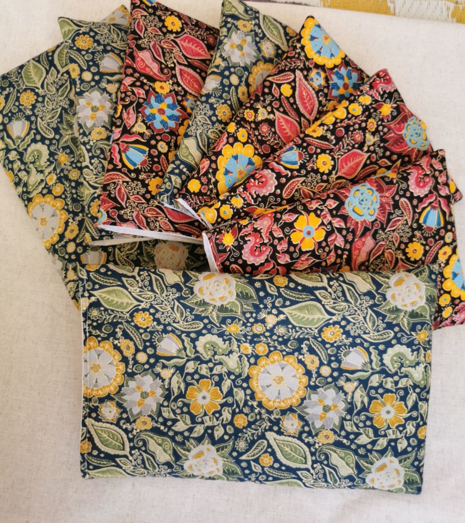 Pochette à livre, booksleve, pochette, cadeaux faits mains, cadeaux artisanaux, idée cadeau, SaruImagine, fait main, accueil