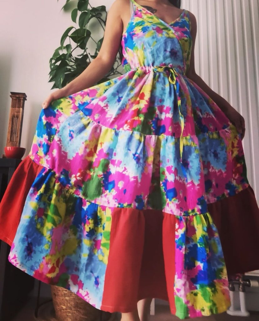 Robe à volants tie and dye , robe à volants, blog couture , couture robe, blog , saruimagine, diy robe