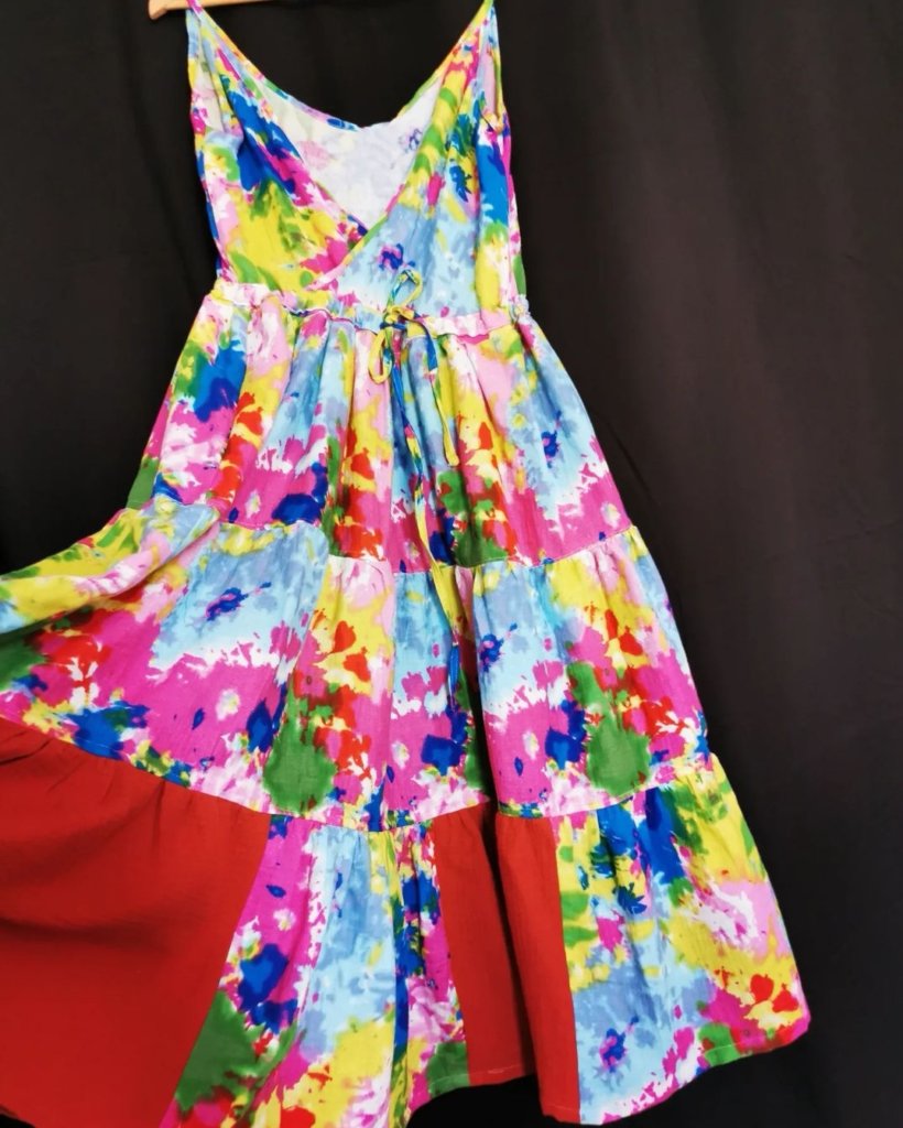 Robe à volants tie and dye , robe à volants, blog couture , couture robe, blog , saruimagine, diy robe