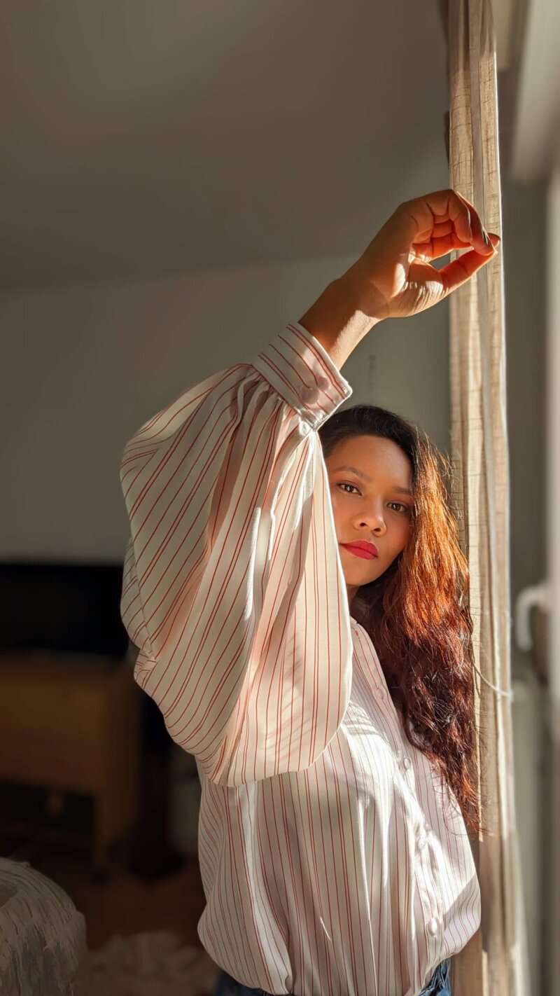 Chemise classique avec les manches bouffantes, chemise faite main, chemise unique, saruimagine, vêtement fait main, slow fashion, chemise en viscose