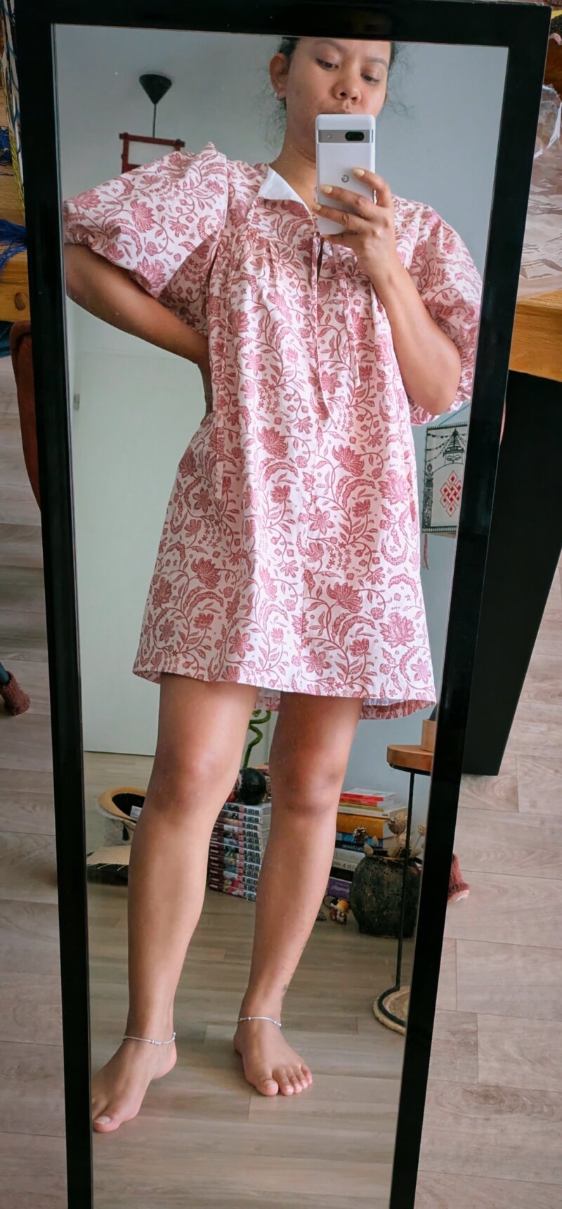 Robe courte en coton – Motif vieux rose indien – Image 8