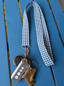 Comment coudre un tour de cou : tutoriel simple et rapide, saruimagine, lanyard, porte badge, porte clef,